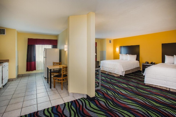 Days Inn & Suites by Wyndham Augusta Near Fort Eisenhower Main image